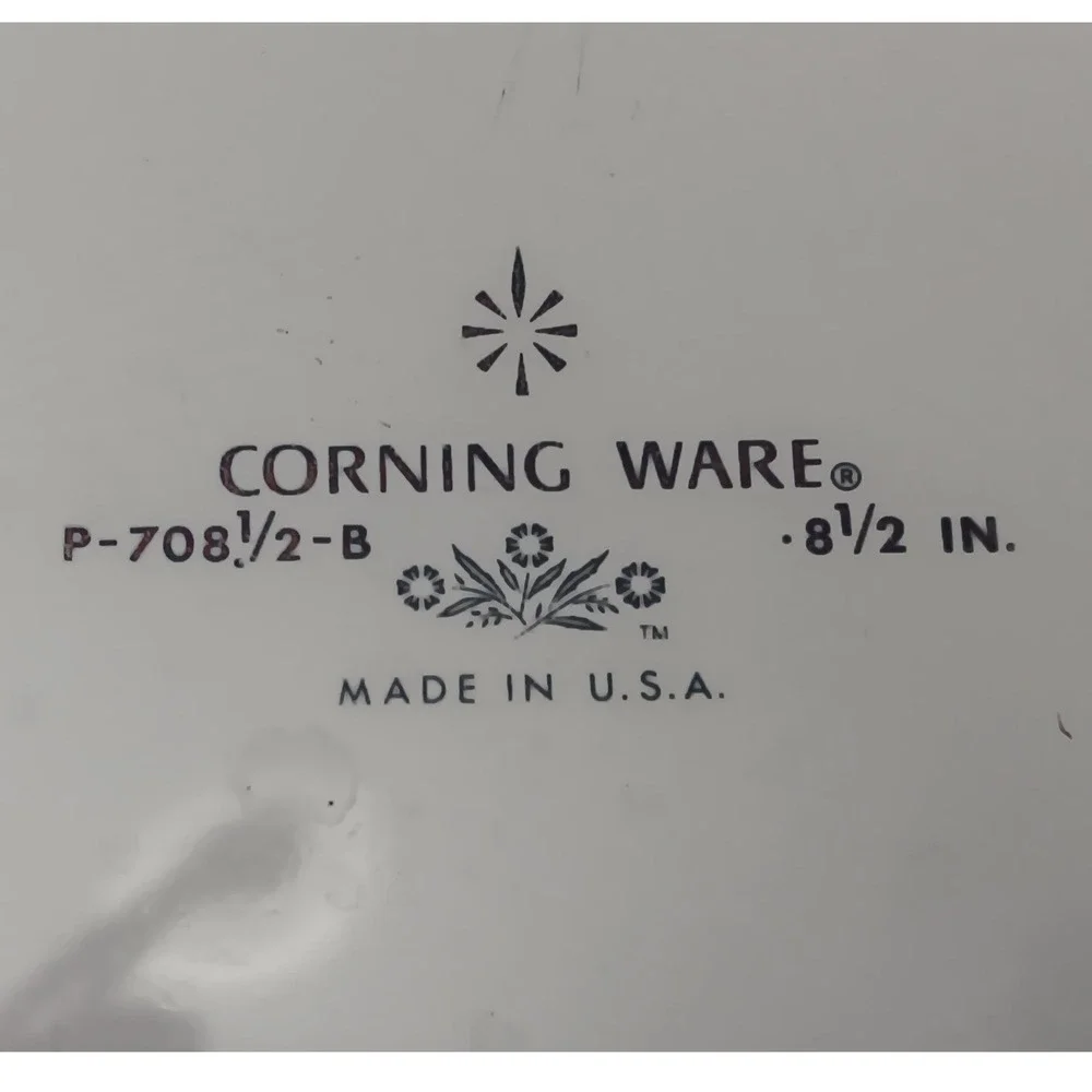 Vintage Corning Ware Avocado Round Skillet P-708 1/2-B 8.5 Inch White with Lid